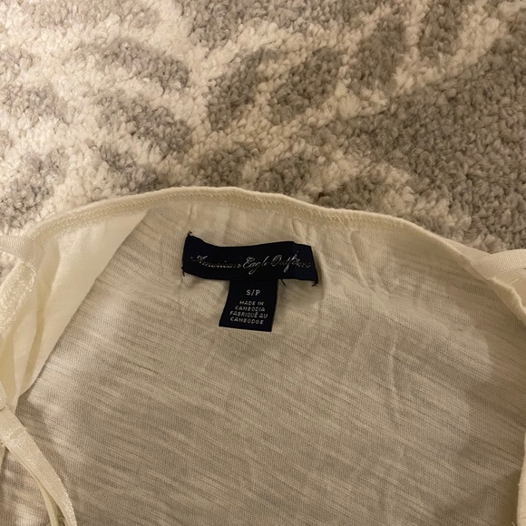 New Am. Eagle lace trim white tank - Picture 3 of 3